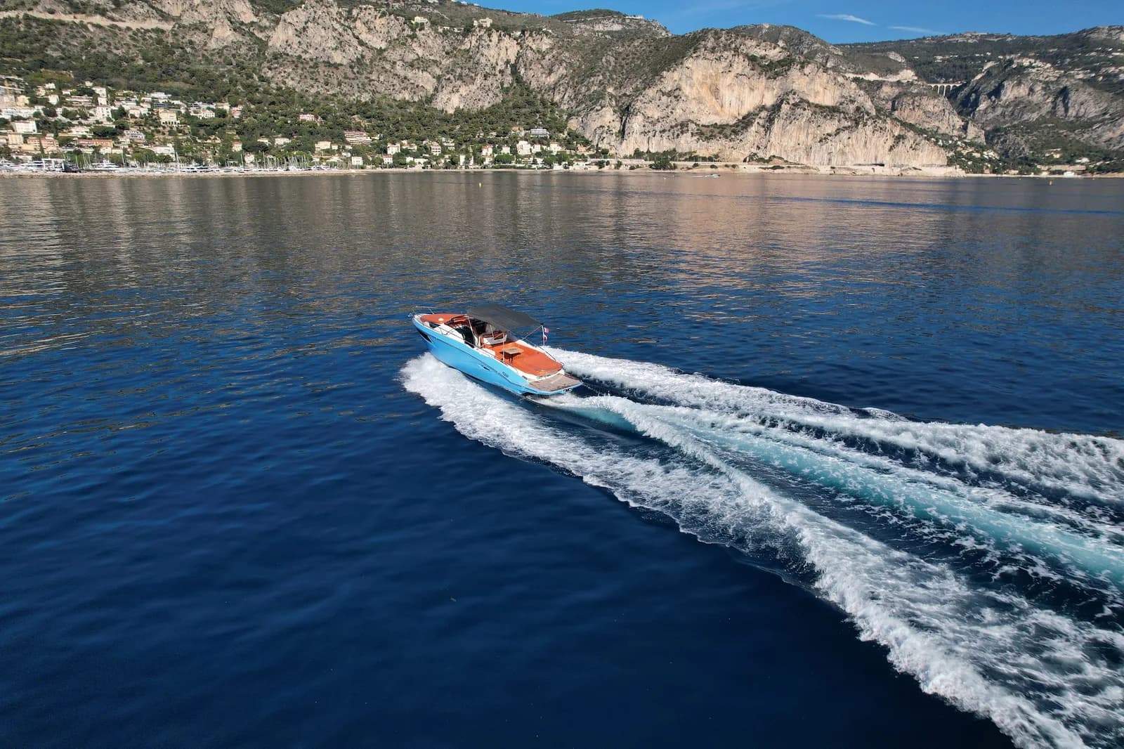 CRANCHI E 30 – Yacht 9.75 m – Image n°1