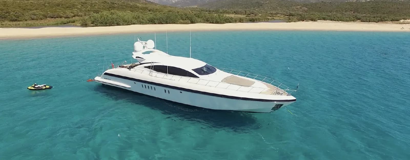 MANGUSTA MANGUSTA 72 – Yacht 21.95 m – Image n°1