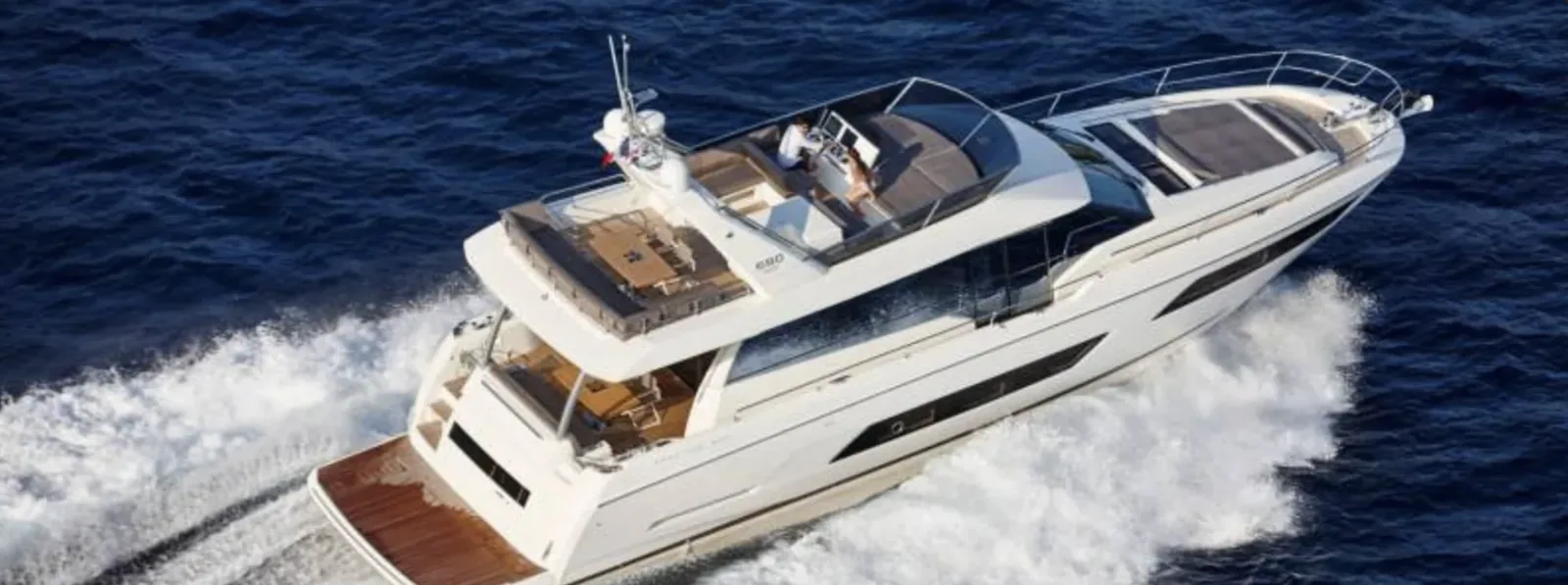 PRESTIGE PRESTIGE 680 – Yacht 20.7 m – Image n°1