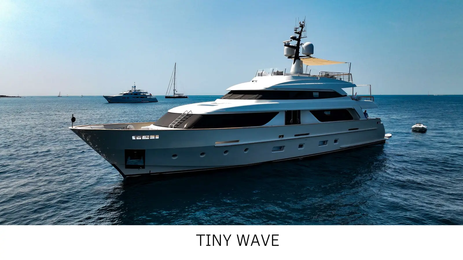 SANLORENZO TINY WAVE – Yacht 34.10 m – Image n°1